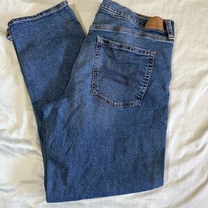 COPY - American Eagle 90’s straight jeans